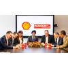 Parminder Kohli (SVP Shell Lubricants (Europe, ME & Africa)) centre with members of the Lämmle family and Lorenz Burkart (Shell Switzerland Country Chair) (far right) (Photo: Shell)