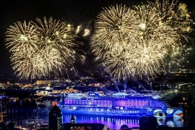 AIDAprima during her christening ceremony in Hamburg (Photo: Carnival Corporation & plc)