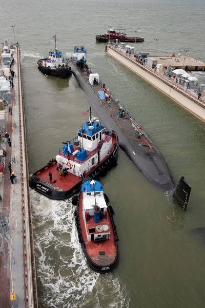 'Minnesota' Heads for NNS' Submarine Pier: Photo credit HII