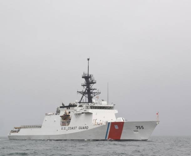 U.S. Coast Guard’s Munro (WMSL 755) arriving in Seattle for commissioning. This Legend-class cutter is powered by a GE LM2500 marine gas turbine-based propulsion system. (U.S. Coast Guard photo by Zac Crawford)