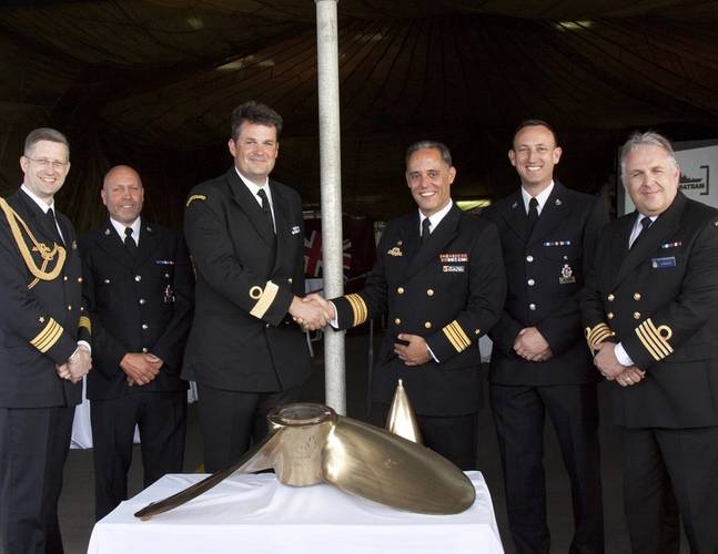 A handover ceremony took place on the German Naval vessel Karlsruhe in the Portsmouth Naval Base (Photo: MCA)