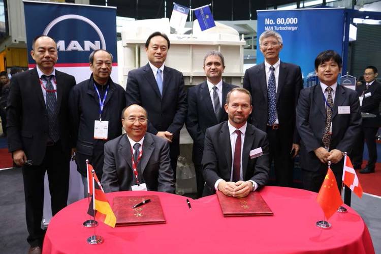 From left to right: Y.Q. Tan, Asst. President of CMES; Qian Deying, General Manager of CMD; Y.Q Huang, Deputy General Manager of CMES; Capt. Xie Chunlin, President of CMES; Dr. Uwe Lauber, CEO Man Diesel & Turbo SE; Dirk Balthasar, Vice President, Head of Global Turbocharger Sales; TY Jiao, Director, Hoi Tung Marine Machinery Suppliers Limited; CM Shui, General Manager, Hoi Tung Marine Machinery Department (Photo: MAN Diesel & Turbo)