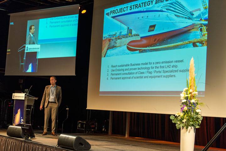 Serge Fossati, project manager at Viking Cruises, unveiled the company's hydrogen plans in Haugesund. (Photo: Norwegian Maritime Authority)