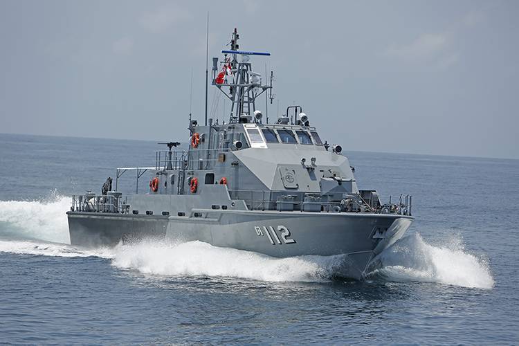 A starboard-side view of the Royal Thai Navy patrol boats.